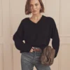Super Luxe Cashmere V-Neck Sweater – Ultimate Comfort & Elegance