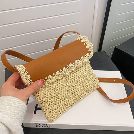 Stylish Medium Soft Straw Bag - Image 4